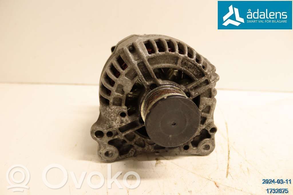 Skoda Fabia Mk2 (5J) Alternator 