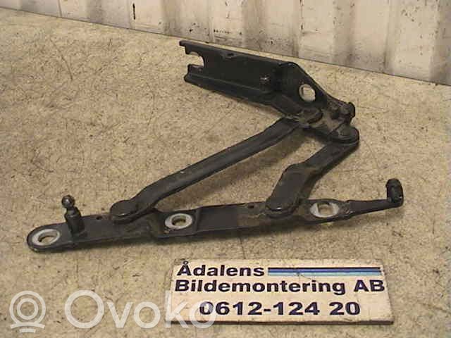 Tailgate/trunk/boot hinge   G4851713