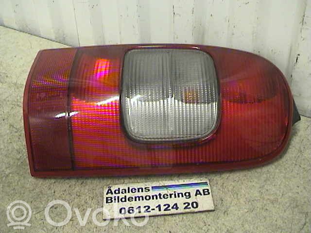 Opel Sintra Lampă spate în caroserie 