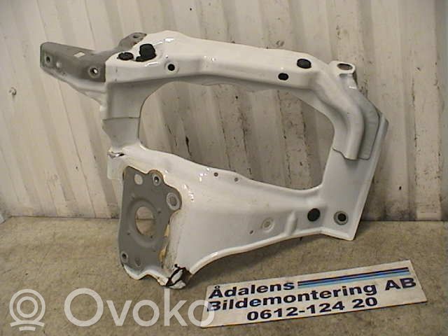 Opel Combo C Moulure sous phares 