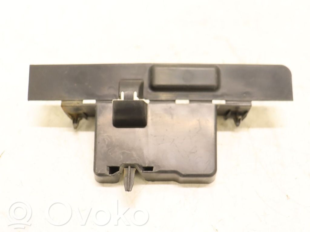 Radiator support slam panel bracket   214998904R