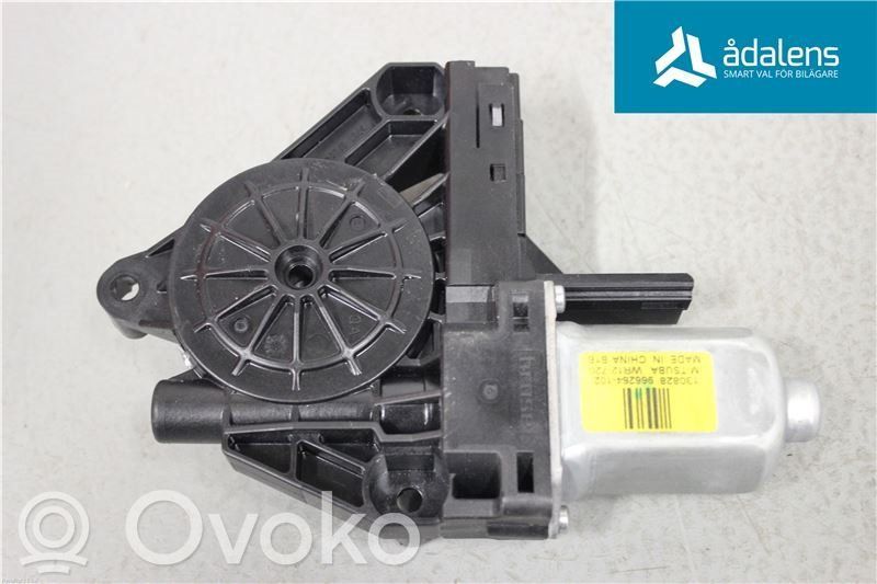 Motor del regulador de la ventanilla de la puerta delantera   31253061