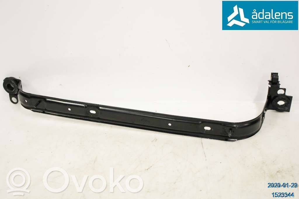 Volvo V60 Uchwyt / Mocowanie zbiornika paliwa 