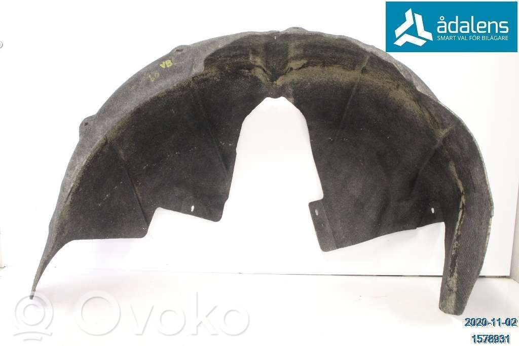 Volkswagen PASSAT B7 Rivestimento paraspruzzi passaruota anteriore 