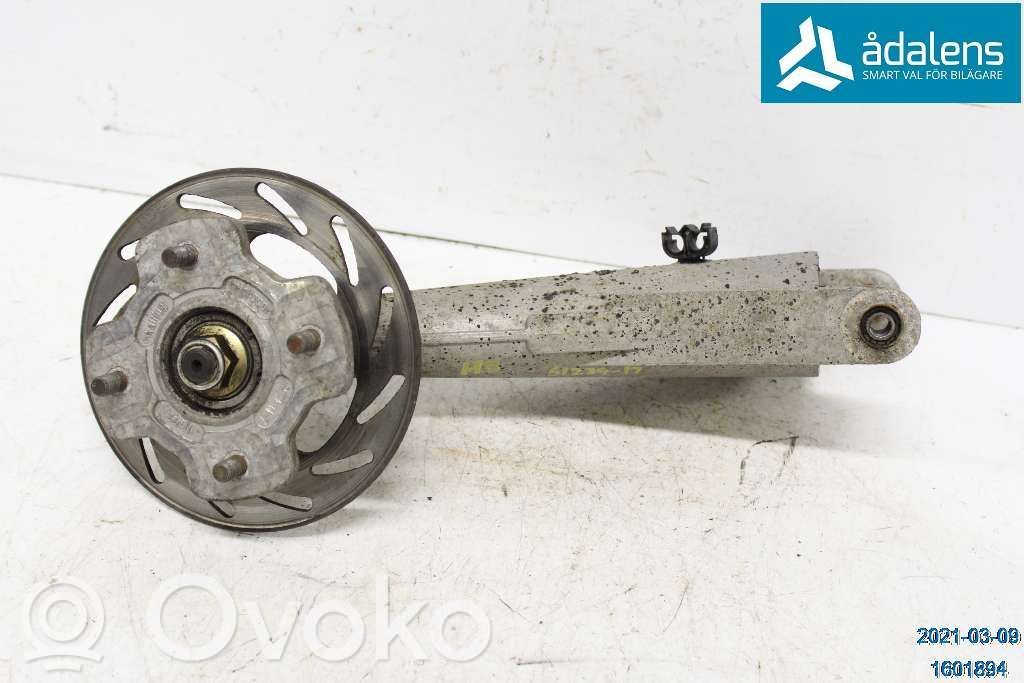 Rear control arm