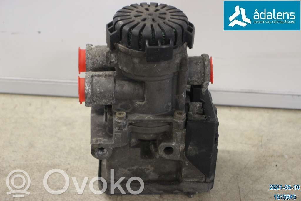 Volvo S90, V90 Scheinwerfer 