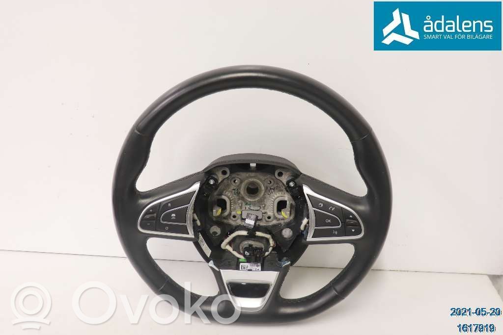 Renault Megane IV Ohjauspyörä 