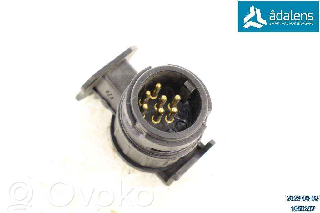 Volvo V90 Cross Country Hak holowniczy / Komplet 