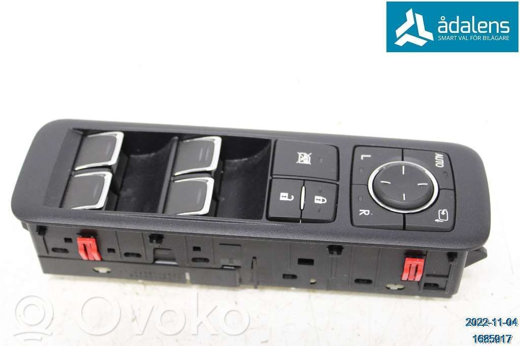 Lexus RX 450H Electric window control switch 