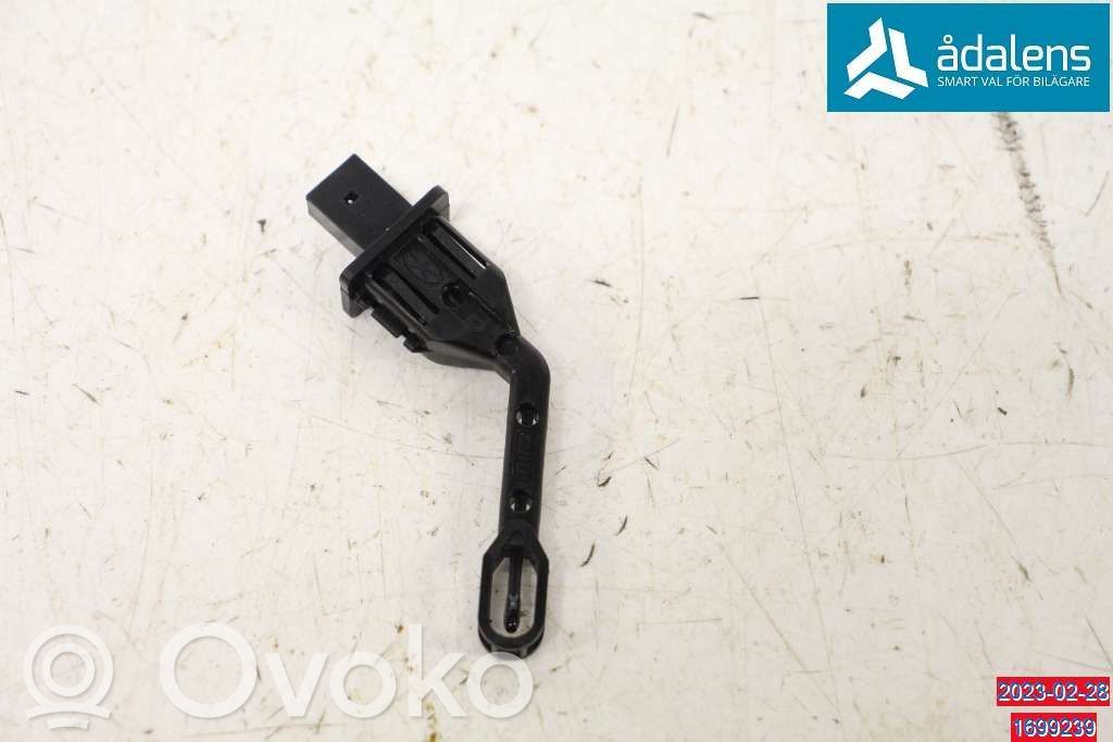 Interior temperature sensor   31404456