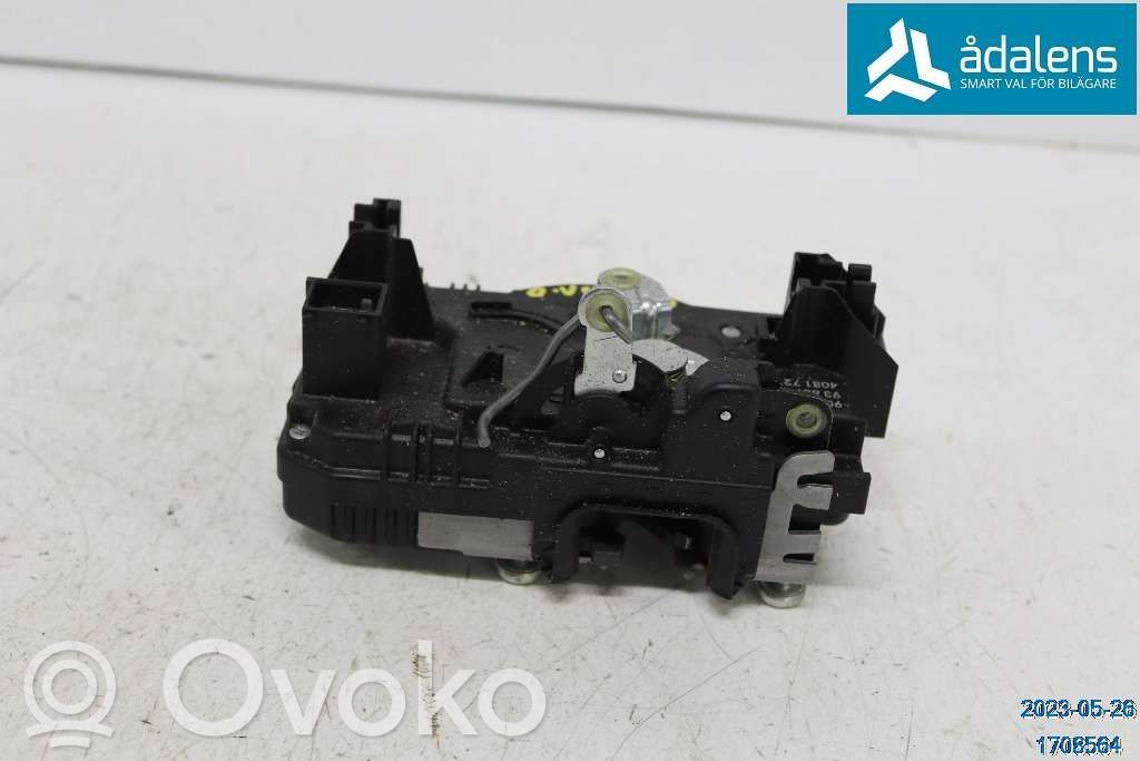 Opel Vivaro Rear door lock 