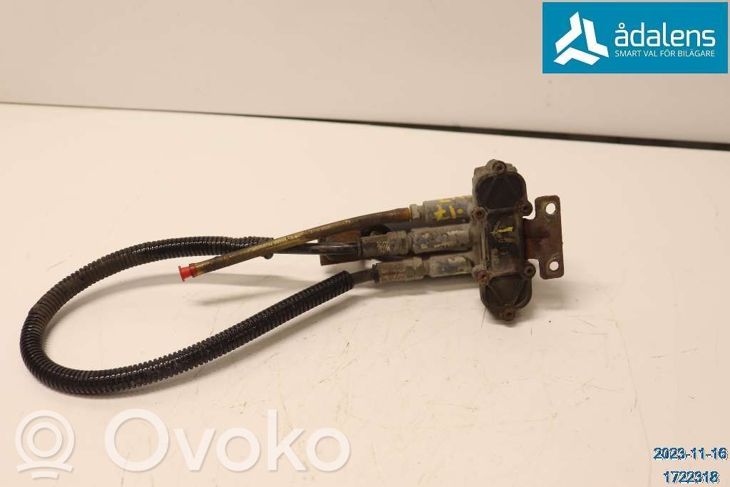 Renault Master III Air suspension front height level sensor 