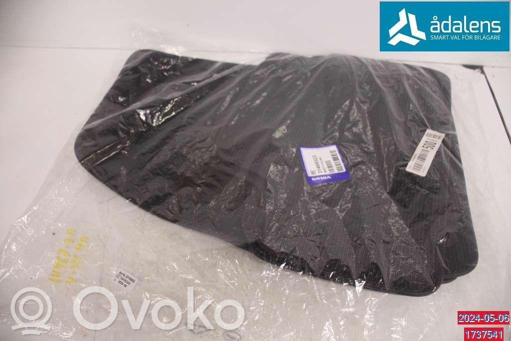 Volvo XC40 Zestaw dywaników samochodowych 
