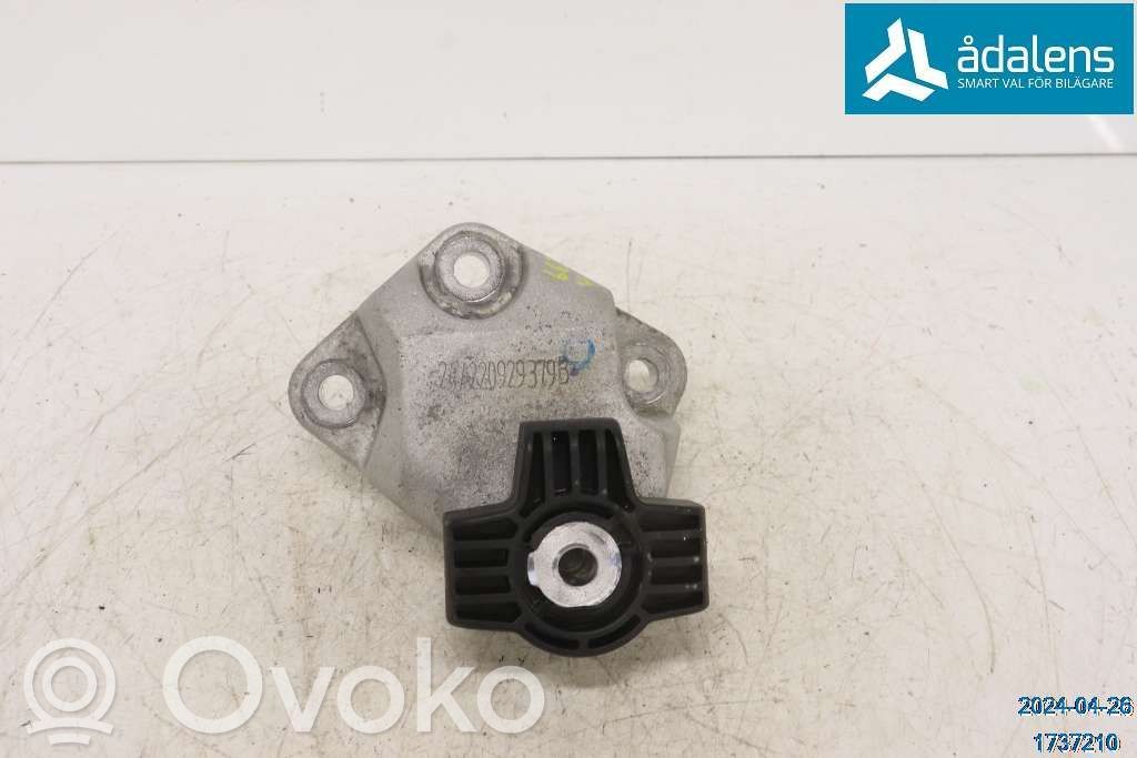 Engine mounting bracket   32298843