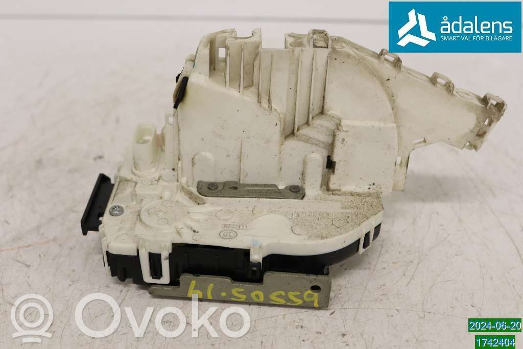 Fiat Freemont Zamek drzwi tylnych 