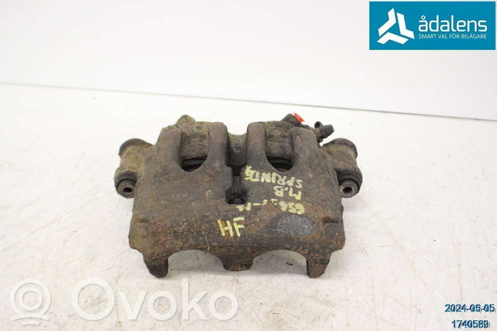 Mercedes-Benz Sprinter W906 Zacisk hamulcowy przedni 