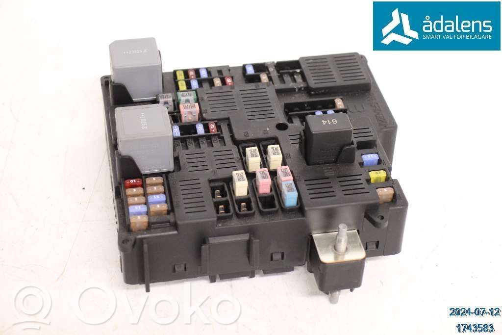 Módulo de fusible   31473772,32322426