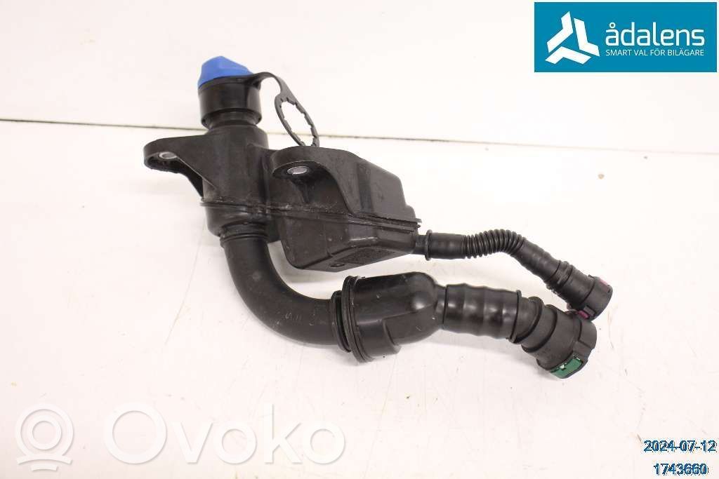 Volvo V60 AdBlue-nestesäiliö 