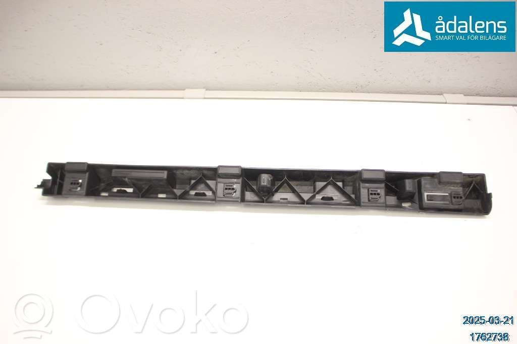 Volvo V60 Sill 