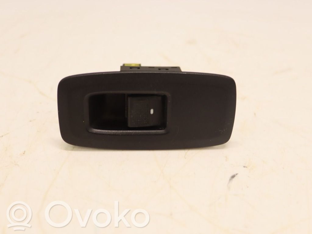 Electric window control switch   5362525