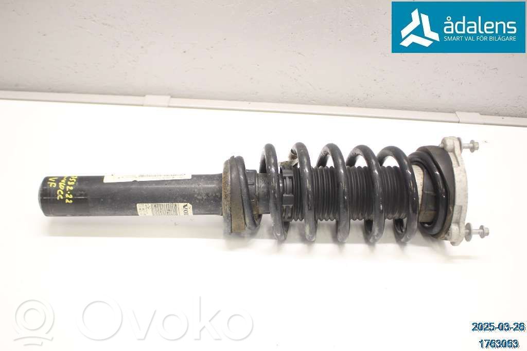 Volvo V60 Amortyzator osi przedniej ze sprężyną 