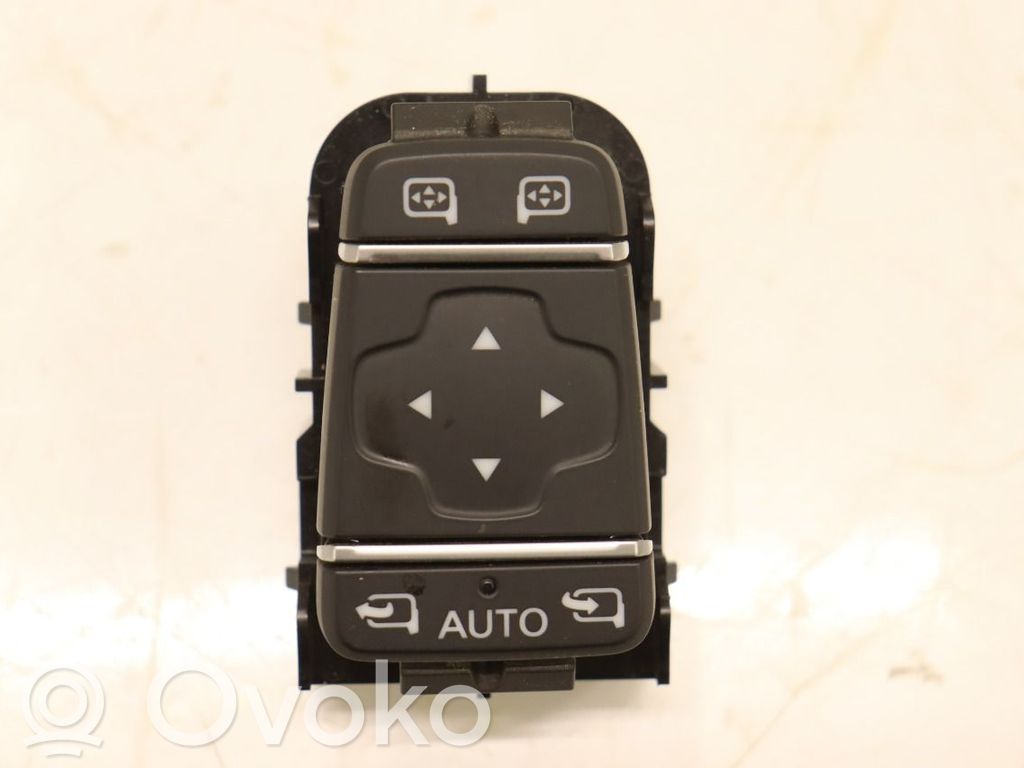 Renault Trafic III (X82) Wing mirror switch 
