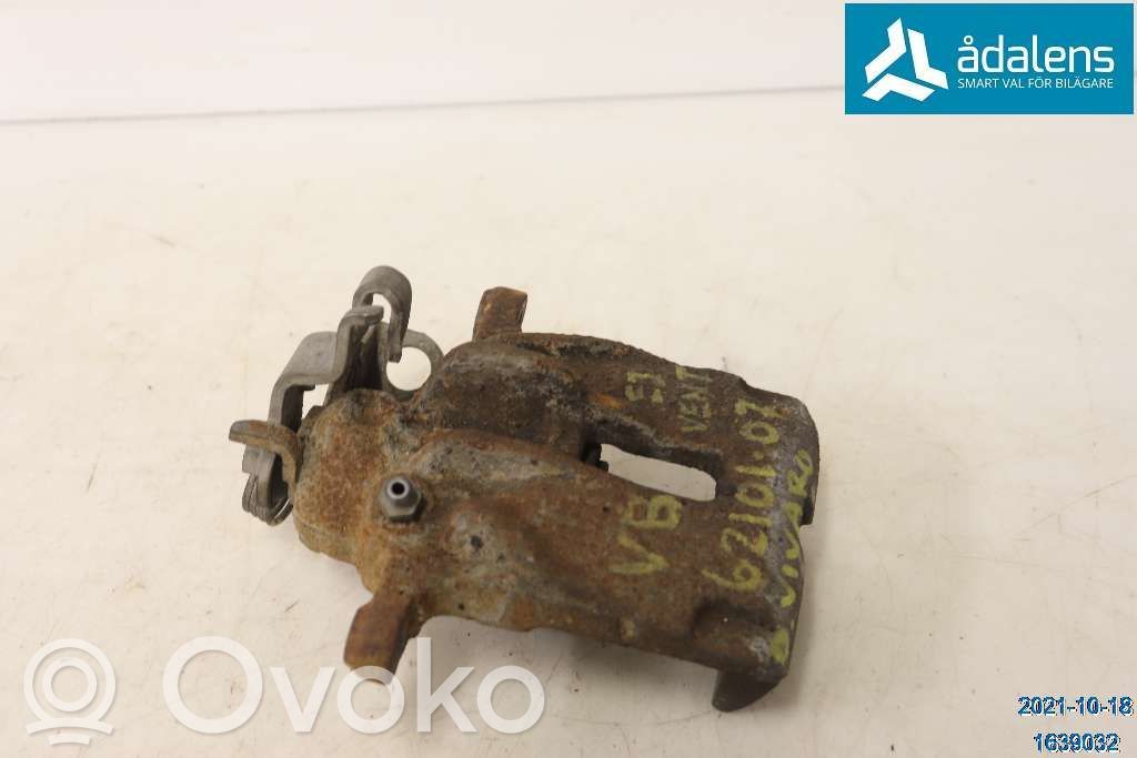 Opel Vivaro Tylny zacisk hamulcowy 