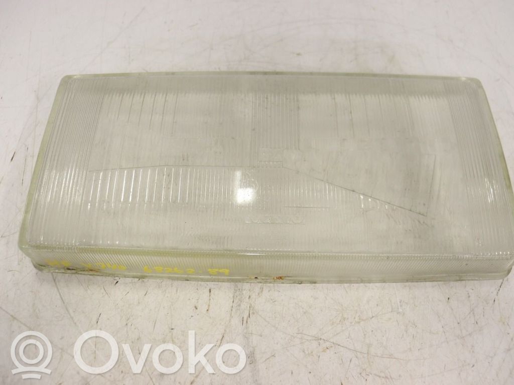 Volvo 740 Scheinwerferglas 