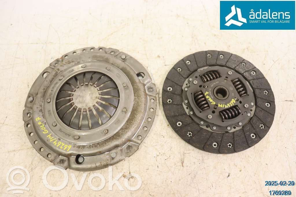 Volkswagen Golf VII Kit d'embrayage 