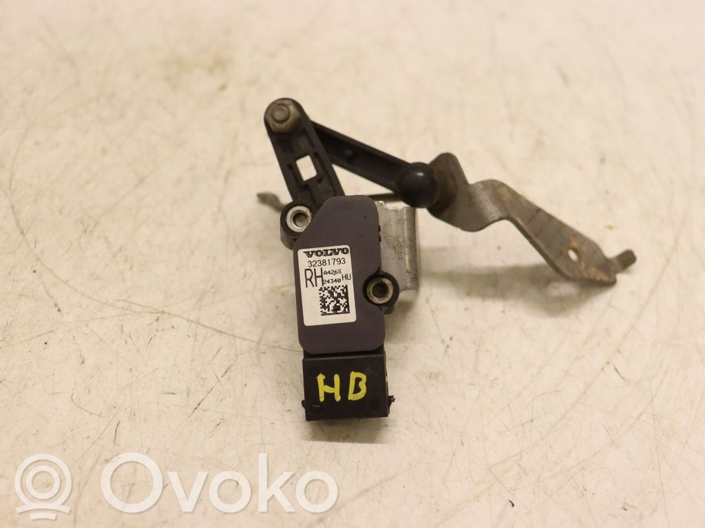 Volvo S90, V90 Headlight/headlamp level sensor 
