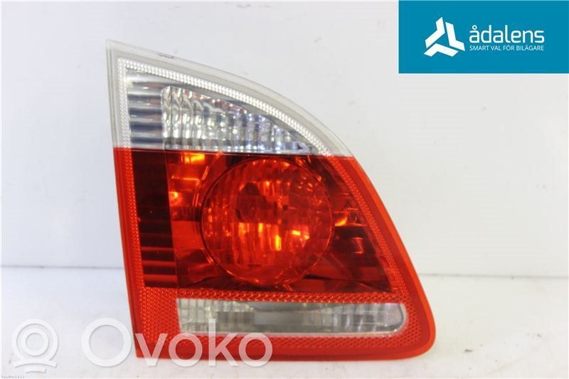 BMW 5 E60 E61 Takaluukun takavalot 