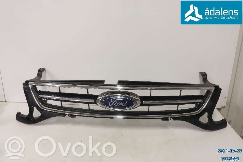 Ford Mondeo MK IV Etupuskurin alempi jäähdytinsäleikkö 