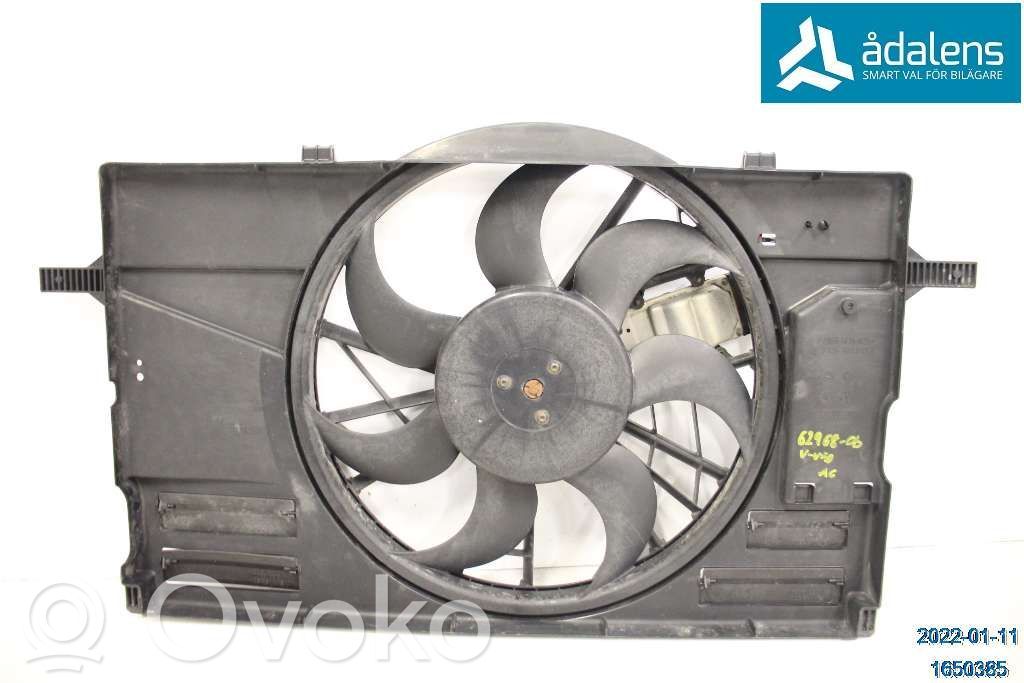 Volvo V50 Elektryczny wentylator chłodnicy 