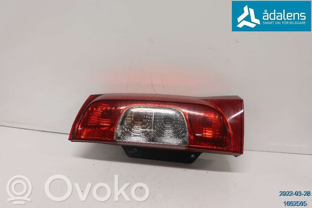 Rear/tail lights   01353205080E