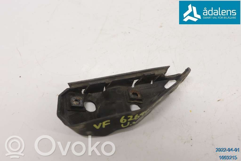 Volvo V50 Priekšpusē bampera turētājs 