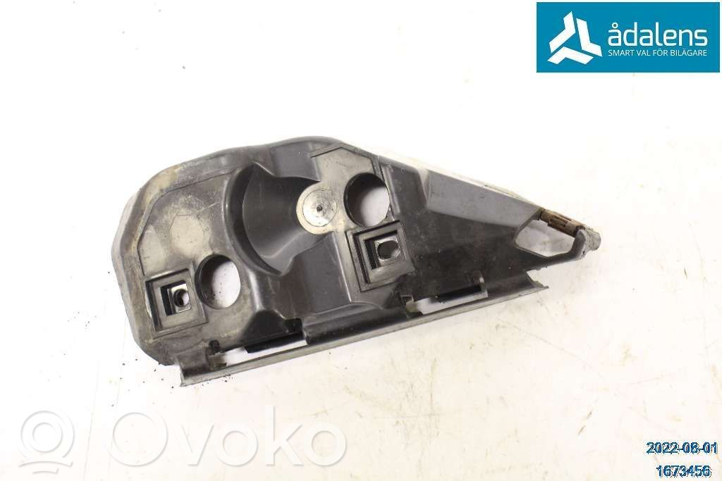 Volvo V50 Priekšpusē bampera turētājs 