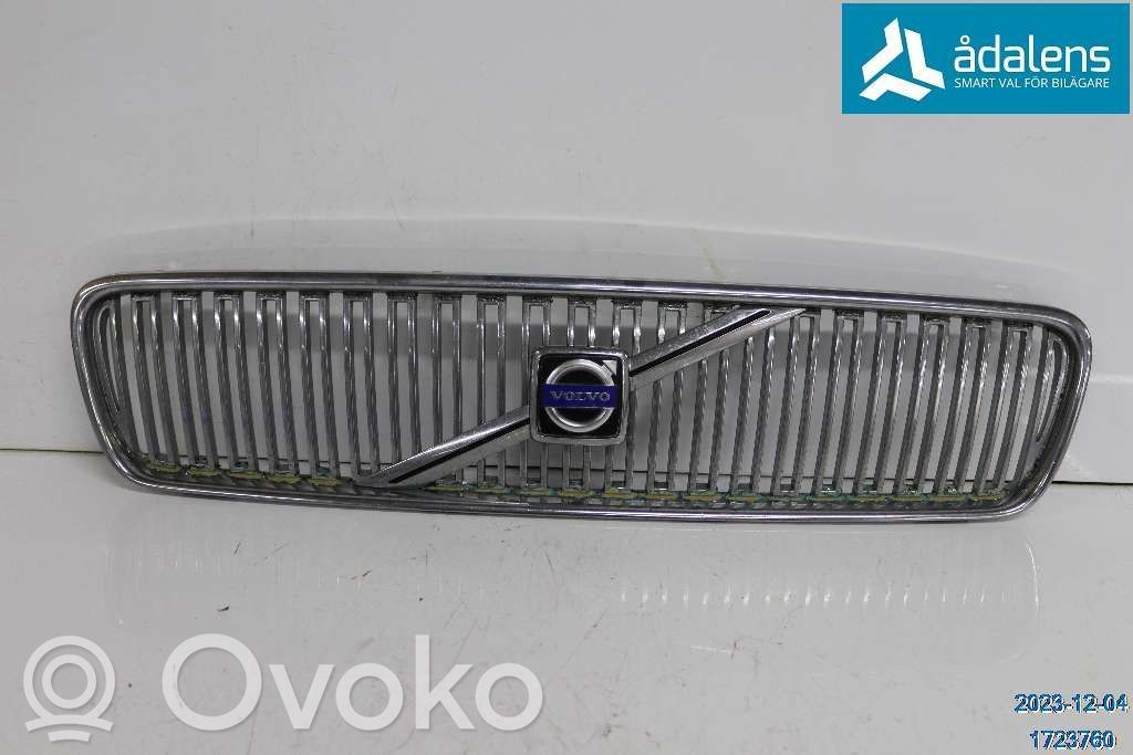 Volvo V50 Etupuskurin alempi jäähdytinsäleikkö 