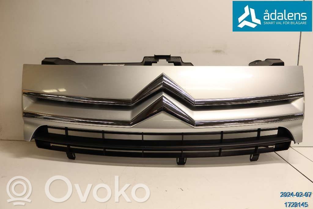Citroen Jumpy Front bumper lower grill 