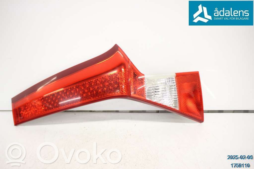 Volvo V70 Lampă spate în capacul portbagajului 