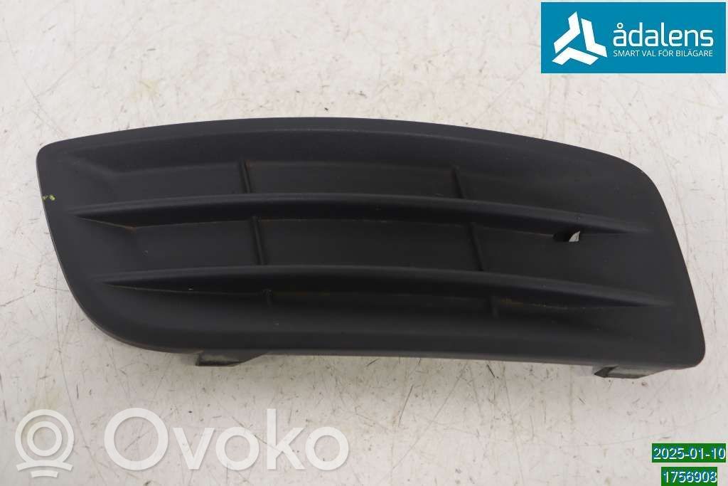 Volvo V50 Etusumuvalon ritilä 