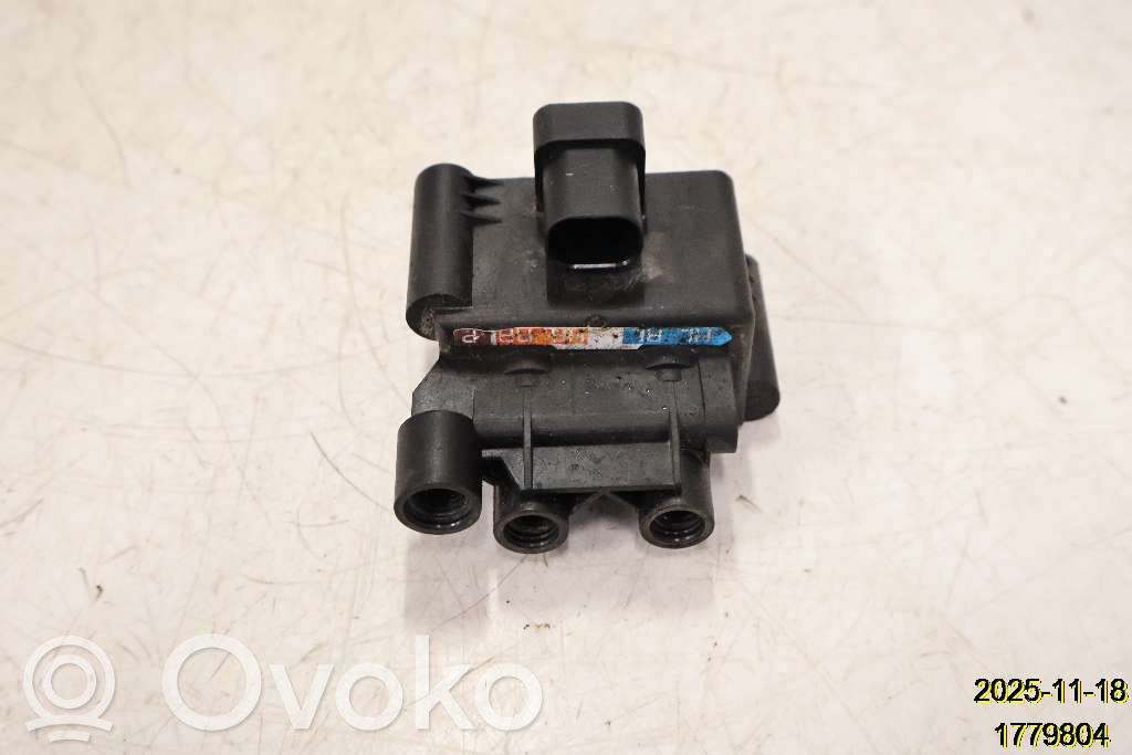 Compresor de la suspensión neumática   A2513200158