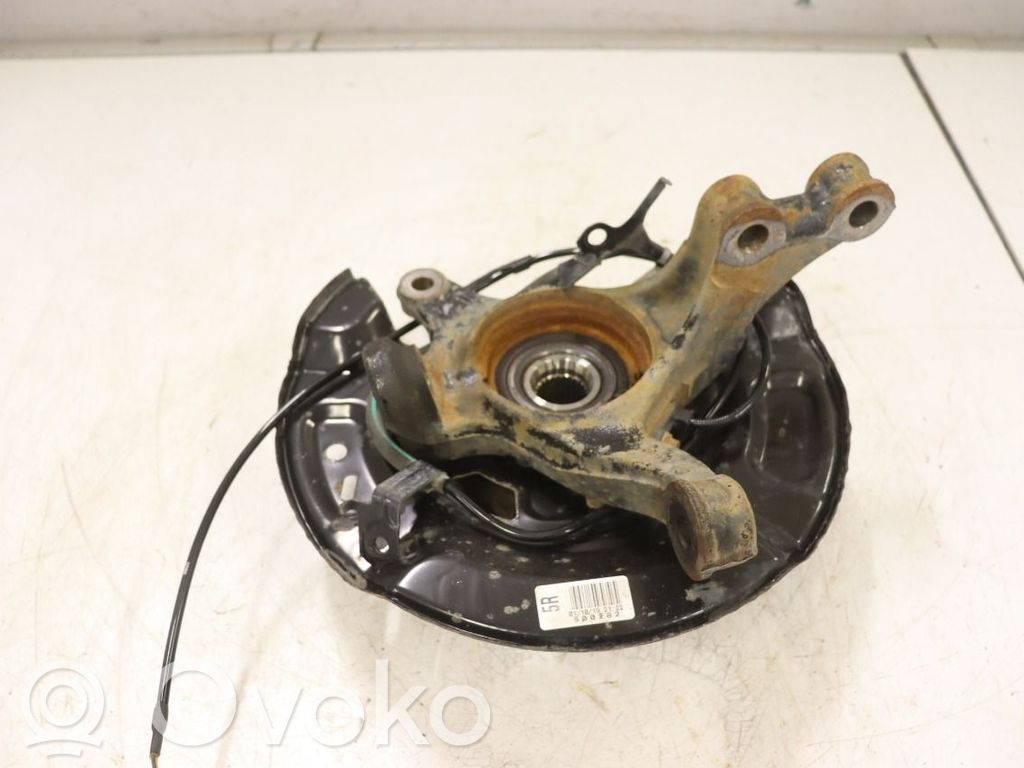 Toyota Yaris Mangueta de dirección de rueda delantera 
