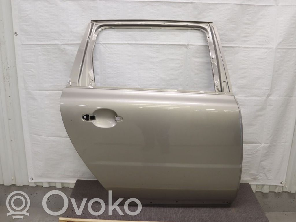Takaovi   32228897