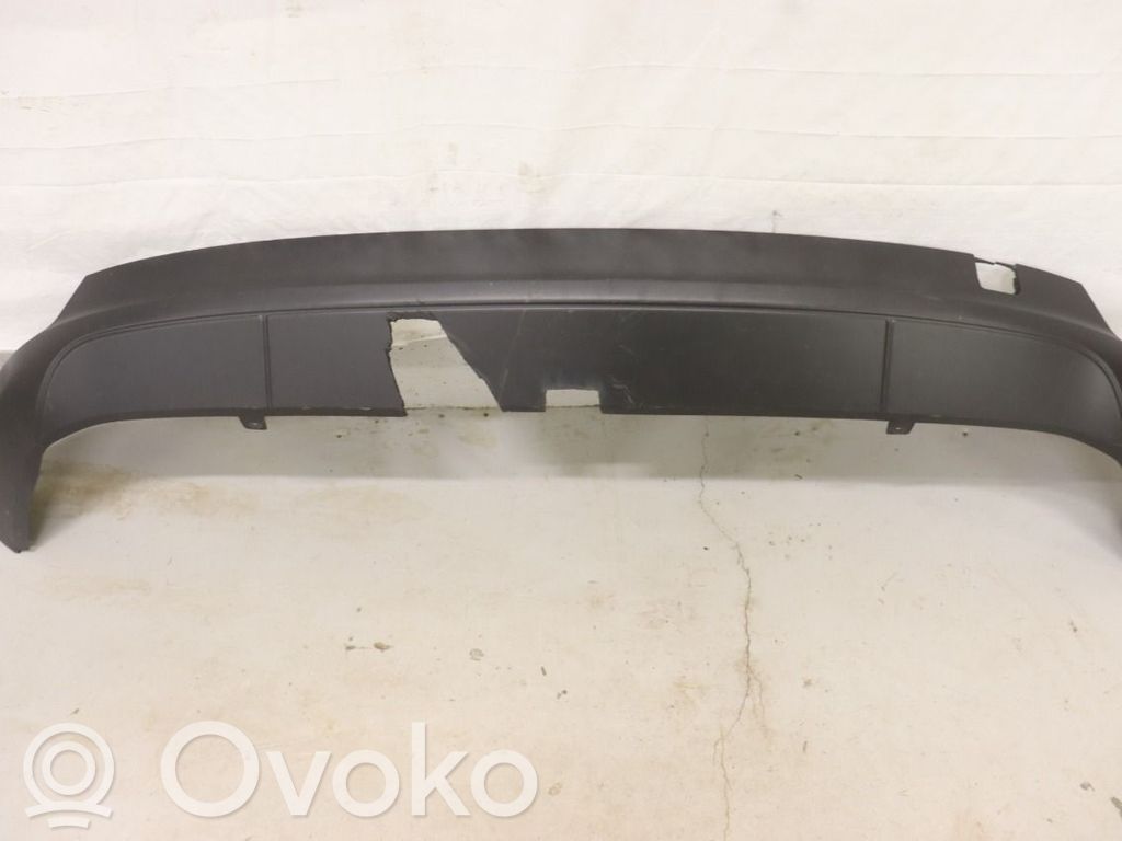 Ford Focus Apakšējā bampera daļa 
