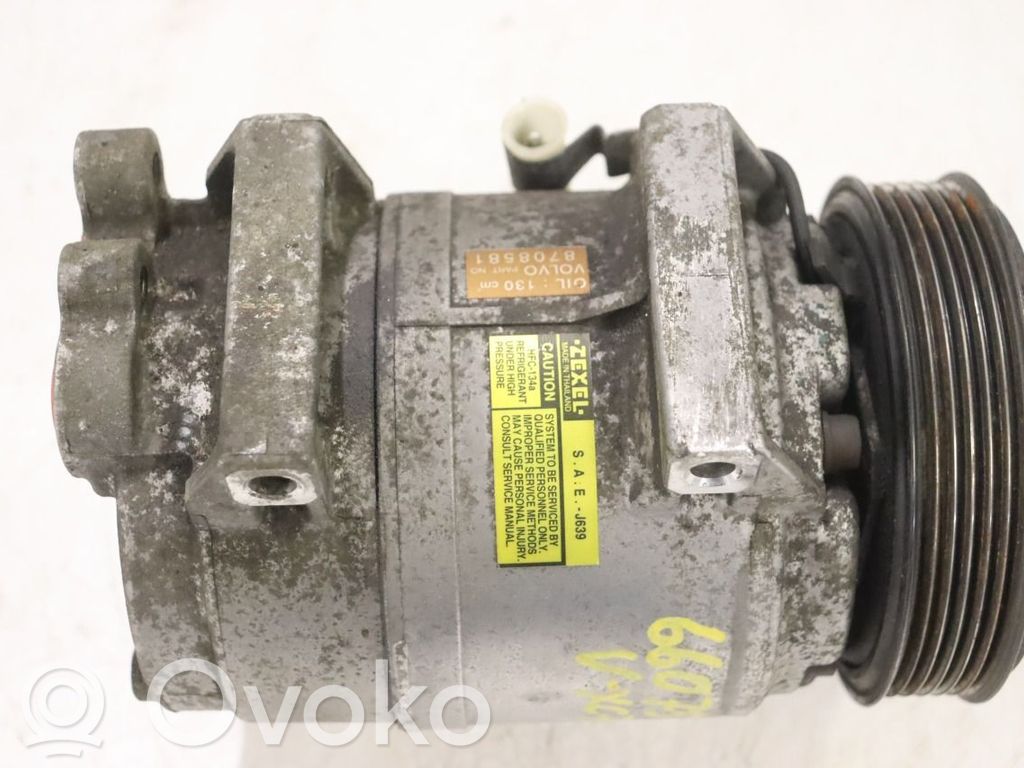 Volvo XC70 Kompresor / Sprężarka klimatyzacji A/C 