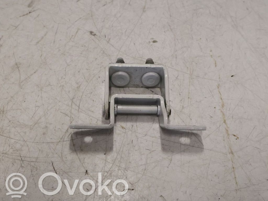 Tailgate/trunk/boot hinge   797702L200