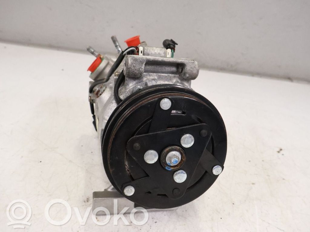 Air conditioning (A/C) compressor (pump)   890062,890062