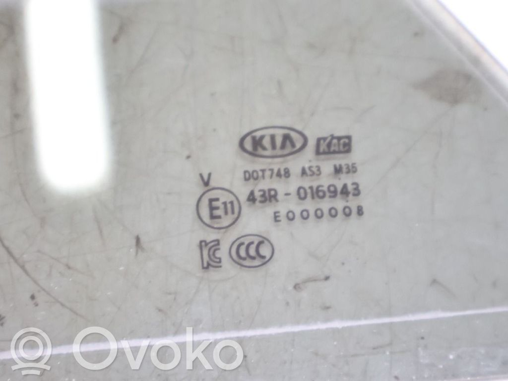 KIA Rio Ventanilla de ventilación de la puerta trasera 