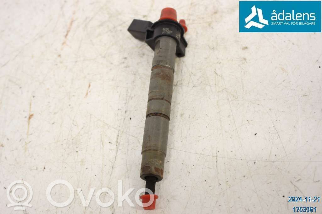 Inyector de combustible   13537823461,782346101