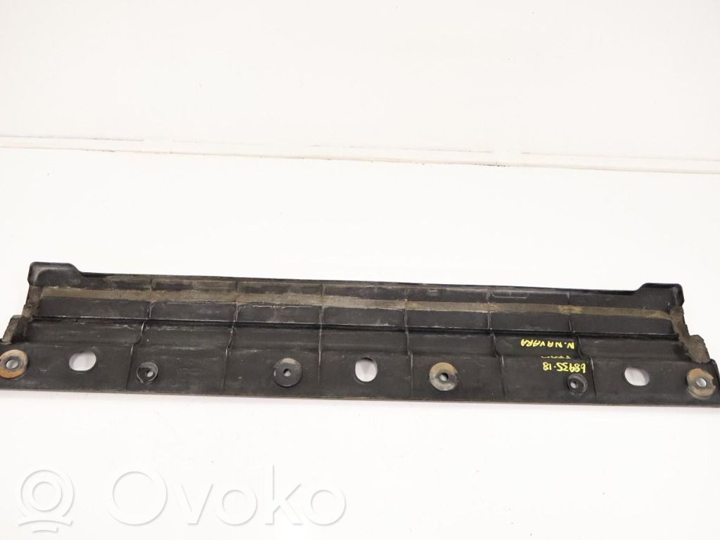 Nissan Navara D23 Staffa del pannello di supporto del radiatore 